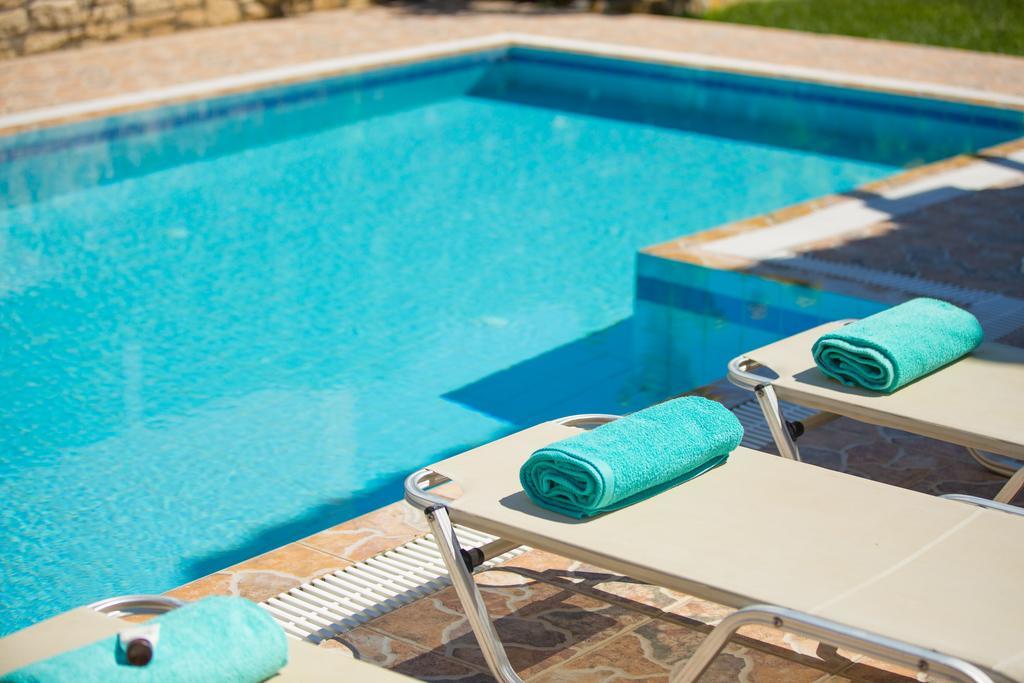 Villas Roumelí Екстериор снимка